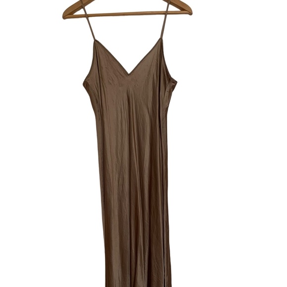VINCE silky satin gold midi length slip dress formal casual. SIZE MEDIUM - Picture 4 of 8